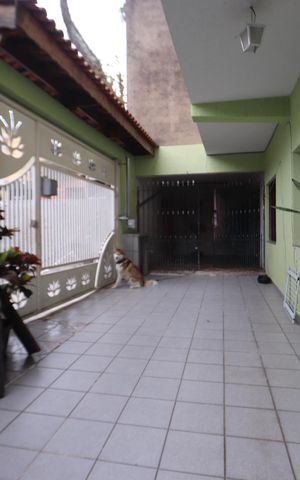 Casa à venda com 225m², 2 quartos e 1 vagaQuintal