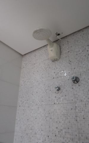 Casa à venda com 225m², 2 quartos e 1 vagaBanheiro - Casa 2