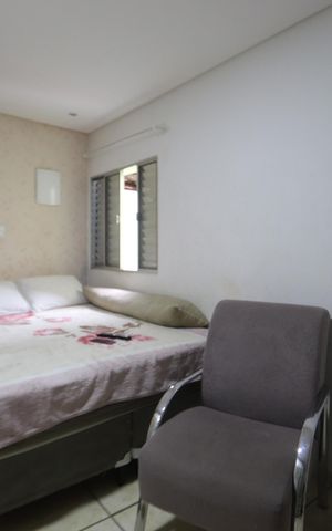 Casa à venda com 225m², 2 quartos e 1 vagaQuarto 2 - Casa 1