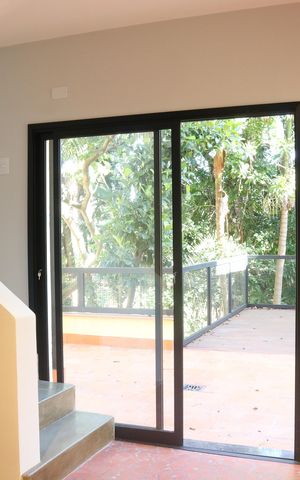 Casa à venda com 218m², 3 quartos e 2 vagasSala 2