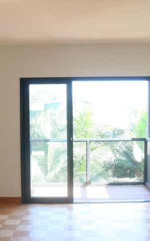 Casa à venda com 218m², 3 quartos e 2 vagasSala