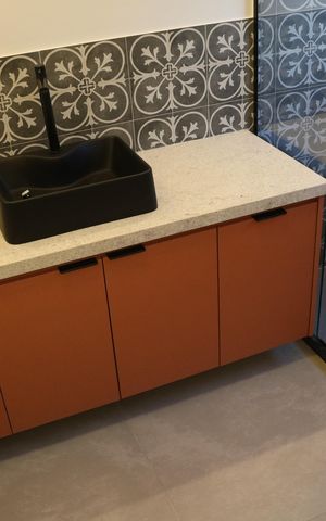 Casa à venda com 218m², 3 quartos e 2 vagasBanheiro 3