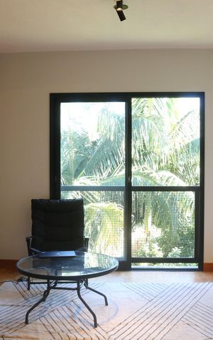 Casa à venda com 218m², 3 quartos e 2 vagasSala