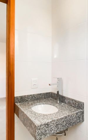 Apartamento à venda com 72m², 2 quartos e 1 vaga Apartamento à venda com 72m², 2 quartos e 1 vagaBanheiro da suíte 2