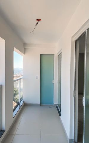 Apartamento à venda com 72m², 2 quartos e 1 vaga Apartamento à venda com 72m², 2 quartos e 1 vagaVaranda