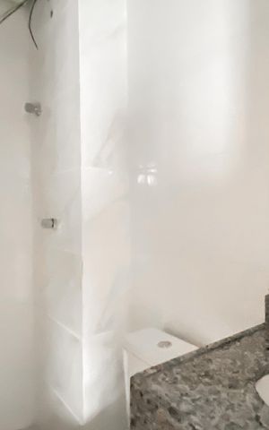 Apartamento à venda com 72m², 2 quartos e 1 vaga Apartamento à venda com 72m², 2 quartos e 1 vagaBanheiro da Suíte 1