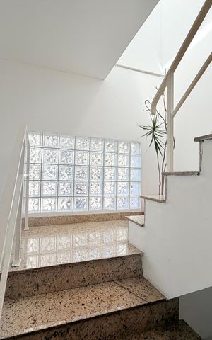 Casa para alugar com 320m², 4 quartos e 6 vagas