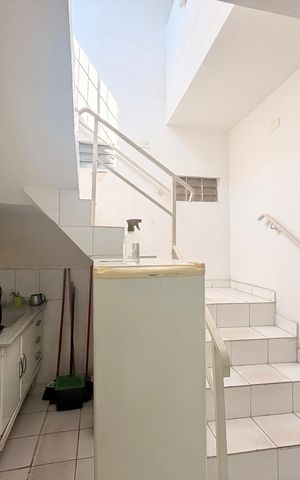 Casa para alugar com 320m², 4 quartos e 6 vagas