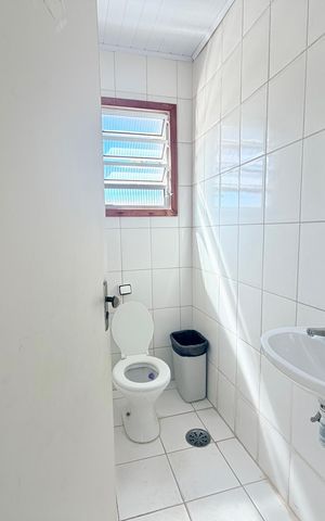 Casa para alugar com 320m², 4 quartos e 6 vagas Casa para alugar com 320m², 4 quartos e 6 vagasBanheiro 2