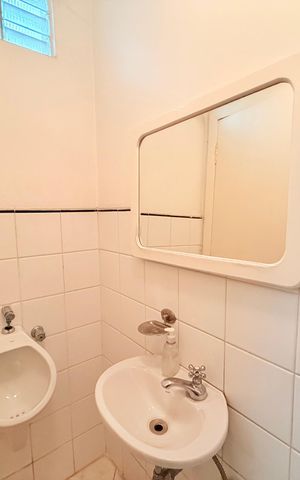 Casa para alugar com 320m², 4 quartos e 6 vagas Casa para alugar com 320m², 4 quartos e 6 vagasBanheiro