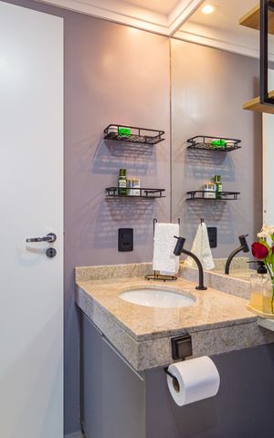 Apartamento à venda com 103m², 2 quartos e 1 vaga Apartamento à venda com 103m², 2 quartos e 1 vagaBanheiro - Suíte