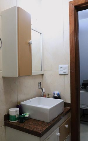 Casa à venda com 384m², 3 quartos e 2 vagas Casa à venda com 384m², 3 quartos e 2 vagasBanheiro