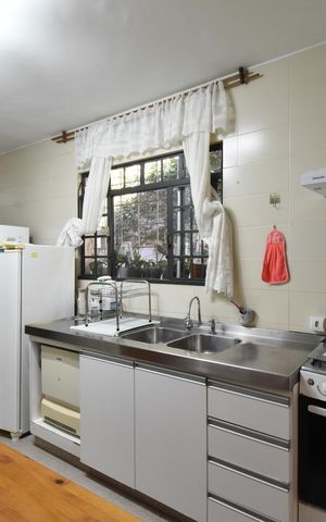 Casa para alugar com 220m², 4 quartos e 2 vagasCozinha