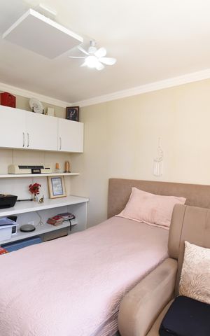 Casa para alugar com 220m², 4 quartos e 2 vagasQuarto 4