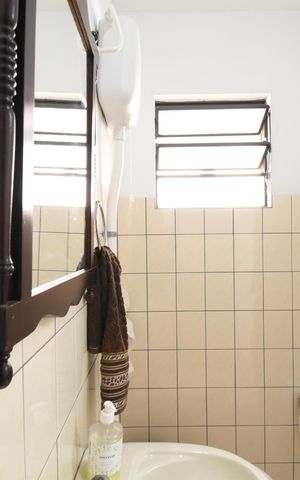 Casa para alugar com 220m², 4 quartos e 2 vagasBanheiro Escritório