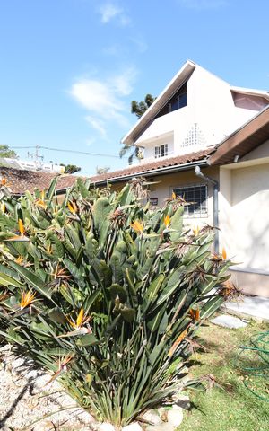 Casa para alugar com 220m², 4 quartos e 2 vagasÁrea externa
