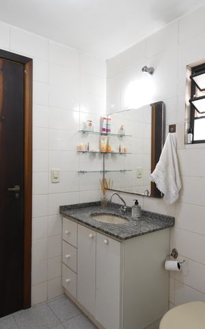 Casa para alugar com 220m², 4 quartos e 2 vagasBanheiro da Suíte 1