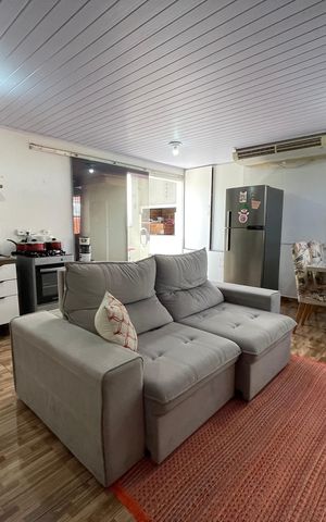 Casa à venda com 228m², 2 quartos e 1 vagaSala