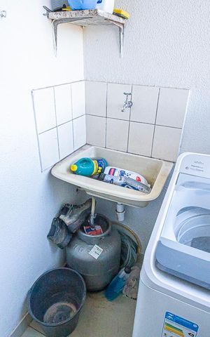 Apartamento à venda com 48m², 2 quartos e 1 vaga Apartamento à venda com 48m², 2 quartos e 1 vagaarea de serviço