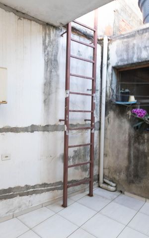 Casa para alugar com 75m², 1 quarto e 1 vagaÁrea de Serviço