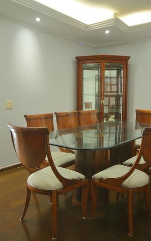Casa à venda com 308m², 3 quartos e 3 vagasSala de jantar 