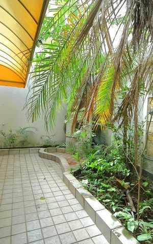 Casa à venda com 308m², 3 quartos e 3 vagasVaranda da Sala  
