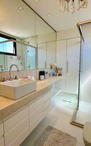 Apartamento à venda com 166m², 3 quartos e 4 vagasBanheiro