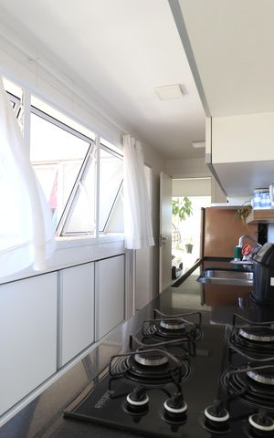 Apartamento para alugar com 93m², 3 quartos e 2 vagasCozinha e Área de serviço 