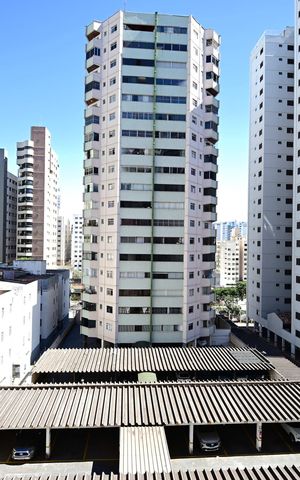 Apartamento para alugar com 62m², 2 quartos e 1 vagaVista da varanda da sala