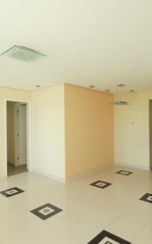 Apartamento para alugar com 90m², 3 quartos e 2 vagas Apartamento para alugar com 90m², 3 quartos e 2 vagasSala