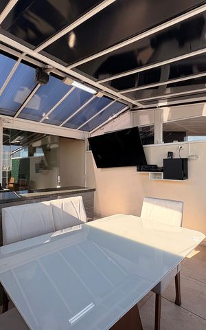 Apartamento à venda com 100m², 2 quartos e 1 vaga Apartamento à venda com 100m², 2 quartos e 1 vagaCobertura
