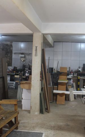Casa à venda com 281m², 3 quartos e 6 vagasGaragem