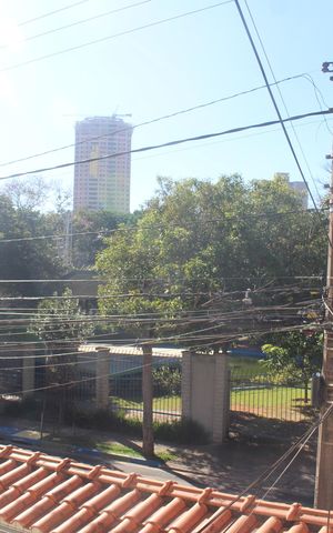 Casa à venda com 281m², 3 quartos e 6 vagasVista