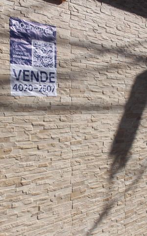 Casa à venda com 281m², 3 quartos e 6 vagasPlaca