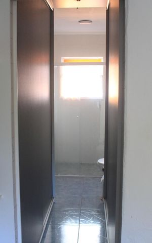Casa à venda com 281m², 3 quartos e 6 vagasCloset da suíte