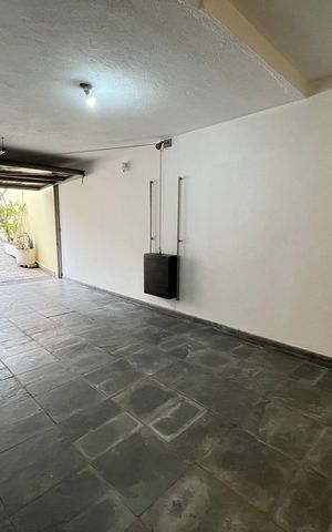 Casa à venda com 264m², 3 quartos e 3 vagas Casa à venda com 264m², 3 quartos e 3 vagasGaragem