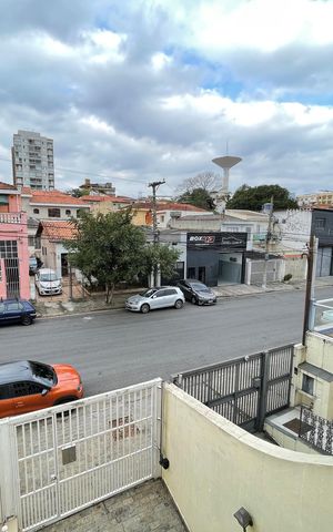Casa à venda com 264m², 3 quartos e 3 vagas Casa à venda com 264m², 3 quartos e 3 vagasVista