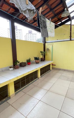 Casa à venda com 264m², 3 quartos e 3 vagas Casa à venda com 264m², 3 quartos e 3 vagasQuintal