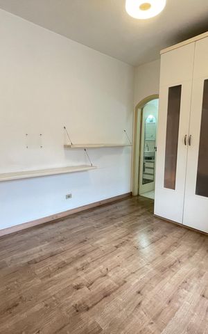 Casa à venda com 264m², 3 quartos e 3 vagas Casa à venda com 264m², 3 quartos e 3 vagasQuarto 3