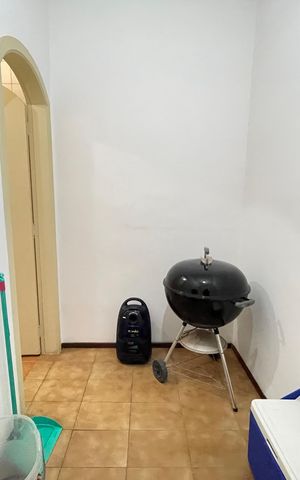 Casa à venda com 264m², 3 quartos e 3 vagas Casa à venda com 264m², 3 quartos e 3 vagasQuarto 4 / Serviço