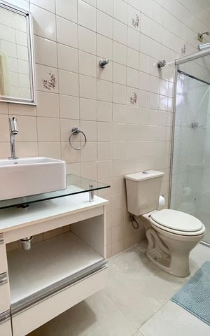 Casa à venda com 264m², 3 quartos e 3 vagas Casa à venda com 264m², 3 quartos e 3 vagasBanheiro 3