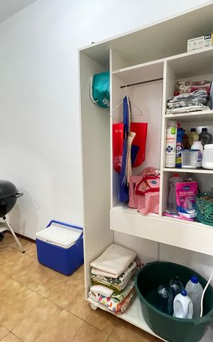 Casa à venda com 264m², 3 quartos e 3 vagas Casa à venda com 264m², 3 quartos e 3 vagasQuarto 4 / Serviço