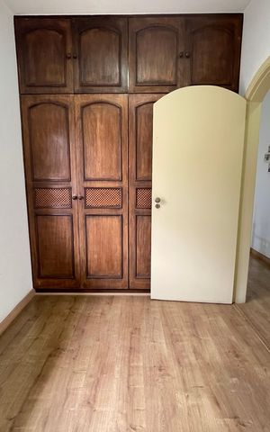 Casa à venda com 264m², 3 quartos e 3 vagas Casa à venda com 264m², 3 quartos e 3 vagasQuarto 2
