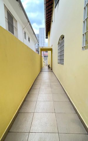 Casa à venda com 264m², 3 quartos e 3 vagas Casa à venda com 264m², 3 quartos e 3 vagasQuintal
