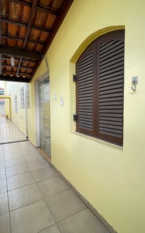 Casa à venda com 264m², 3 quartos e 3 vagas Casa à venda com 264m², 3 quartos e 3 vagasQuintal