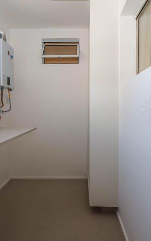 Apartamento à venda com 80m², 2 quartos e 2 vagasÁrea de Serviço