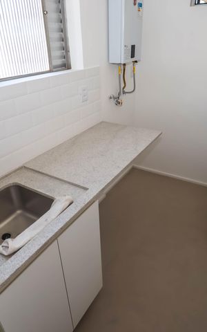 Apartamento à venda com 80m², 2 quartos e 2 vagasÁrea de Serviço