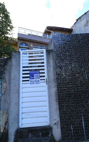 Casa para alugar com 27m², 2 quartos e sem vaga