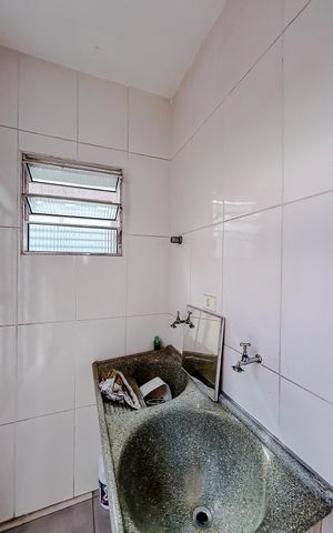 Casa à venda com 85m², 2 quartos e 1 vagaÁrea de Serviço