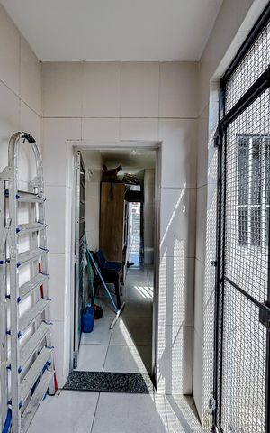 Casa à venda com 85m², 2 quartos e 1 vagaÁrea de Serviço